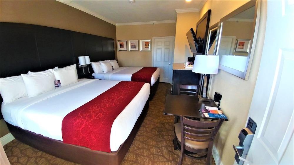 Comfort Inn & Suites Гантінгтон-Біч Екстер'єр фото