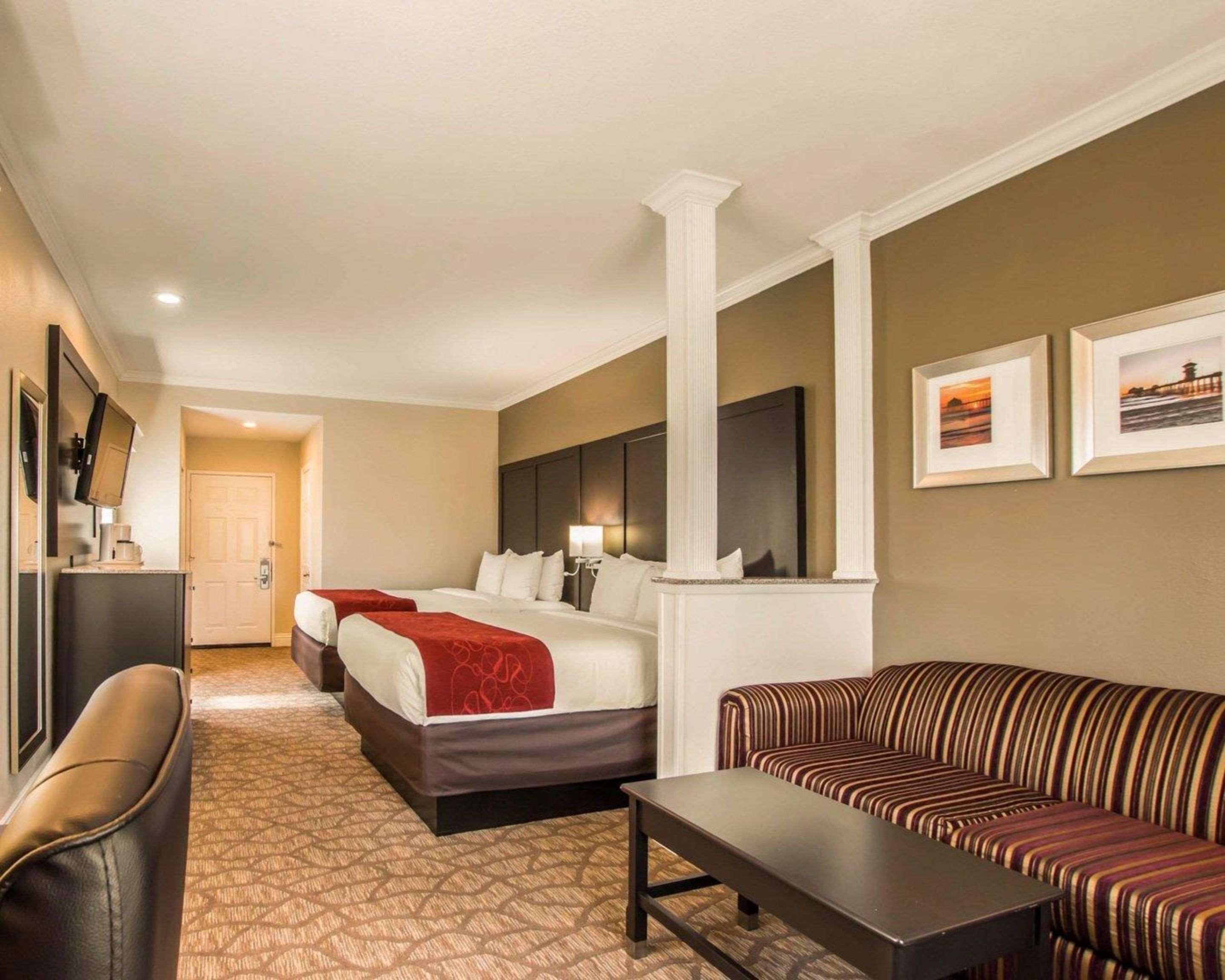 Comfort Inn & Suites Гантінгтон-Біч Екстер'єр фото